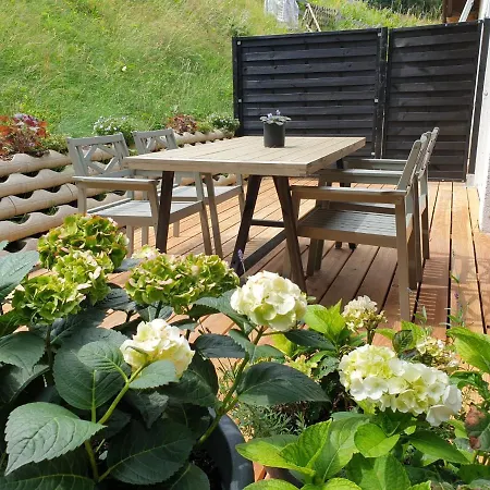 Waldvilla Apartment *