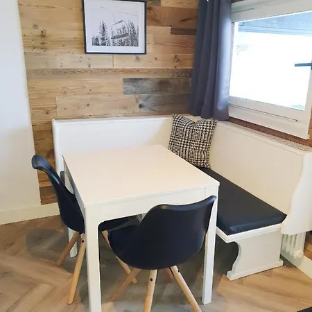 Waldvilla Apartment *