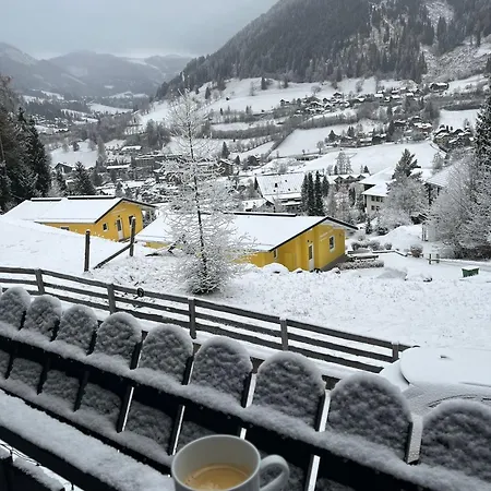 Waldvilla * Bad Kleinkirchheim